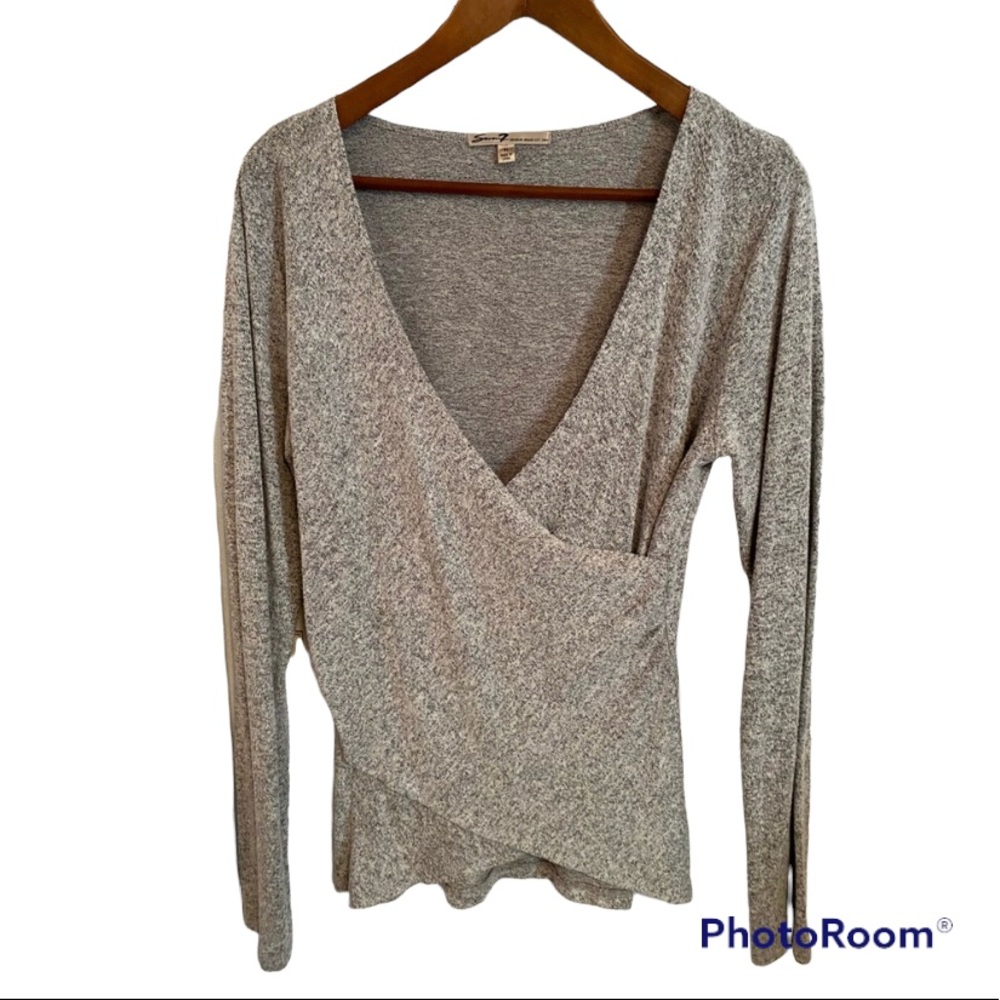 Seven7 Women’s Black Long Sleeve Blouse. Size M.